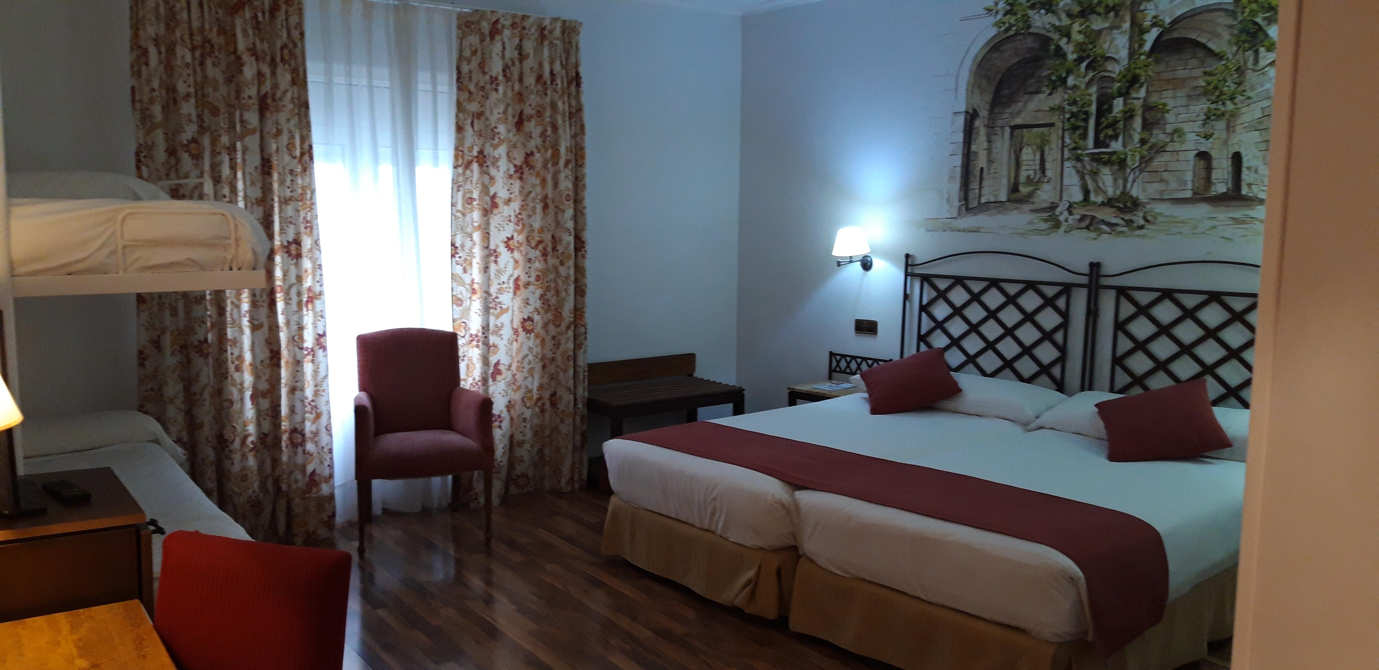 瓦尔德拉巴内斯皇宫酒店 Ávila 外观 照片